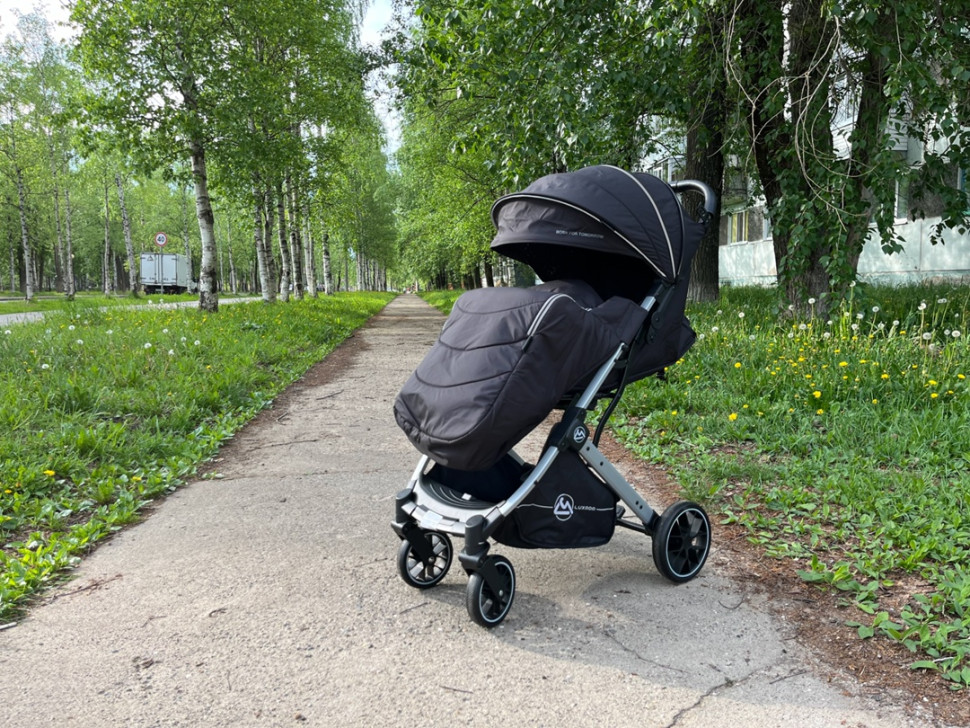 Коляска Luxmom T9 Черный