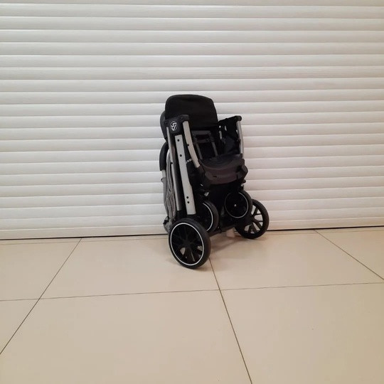 Коляска Luxmom T9 Темно-серый