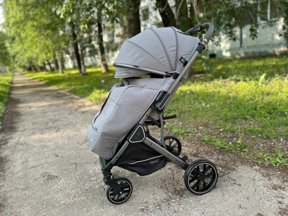 Коляска Luxmom A81 Хаки