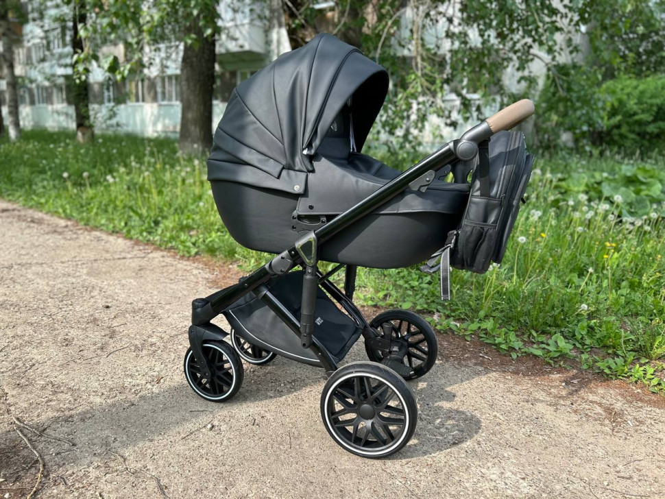 Коляска 3в1 Luxmom F2 в экокоже