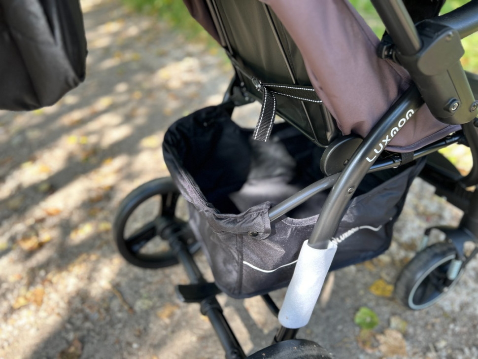 Коляска Прогулочная G30 Luxmom черная
