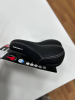 Седло велосипедное комфортное COMIRON AMSTERDAM STARS N619 250x185, Чёрные звёзды