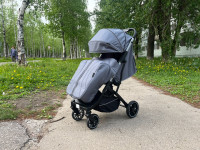 Коляска прогулочная Luxmom v3 серый